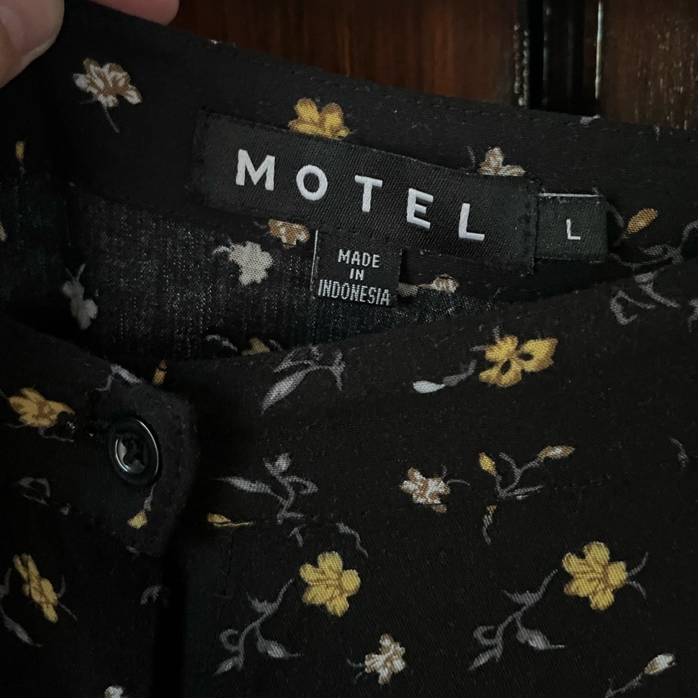 Motel Rocks Rima Maxi Skirt - Picture 5 of 5